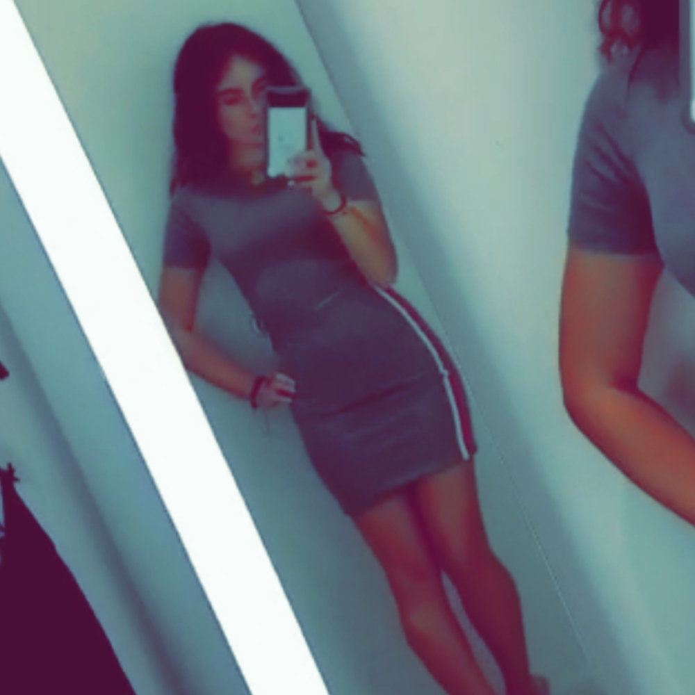 Tight t-shirt dress with stripes